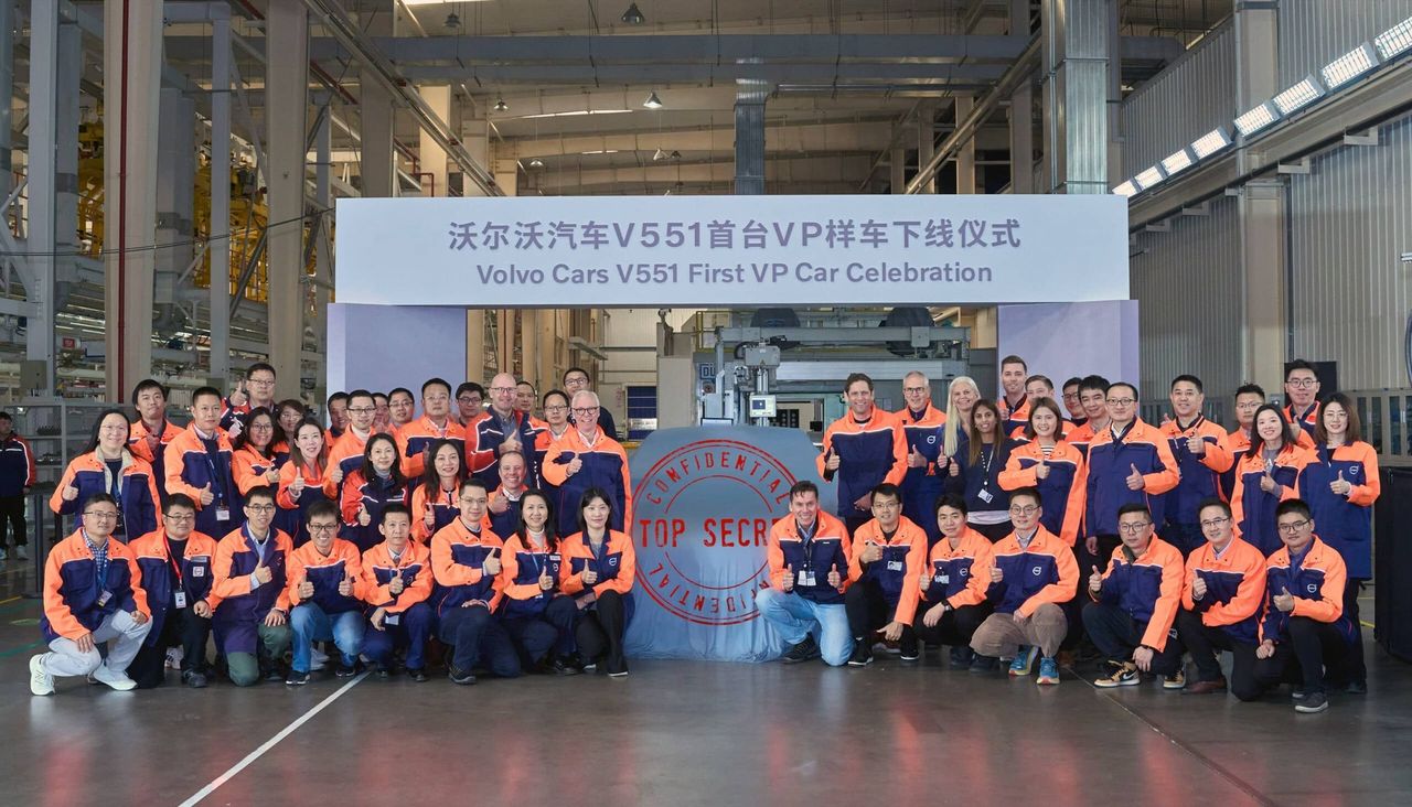 Volvo har tillverkat första Volvo ES90