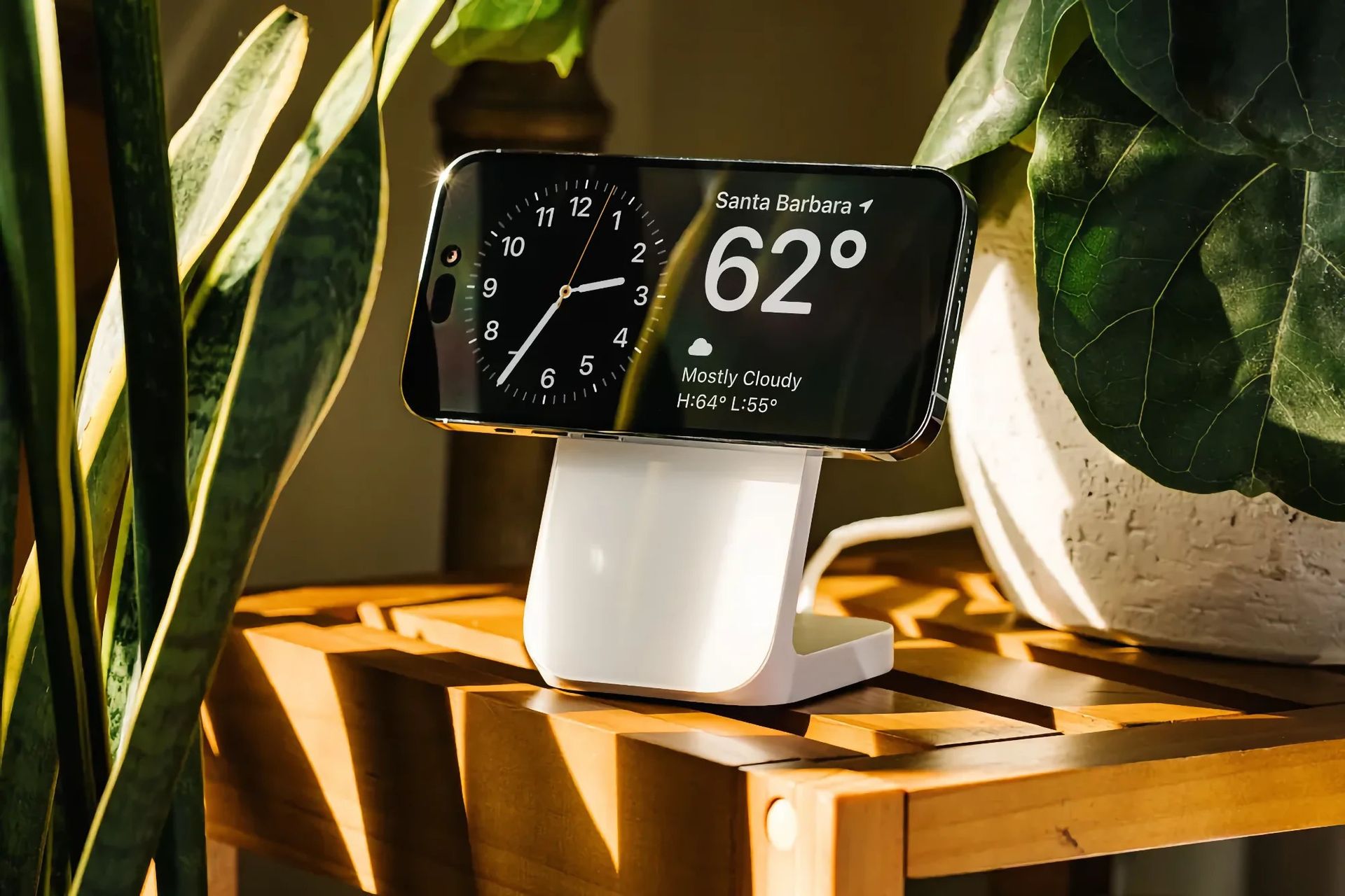 Nomad lanserar sin första Qi2-laddare