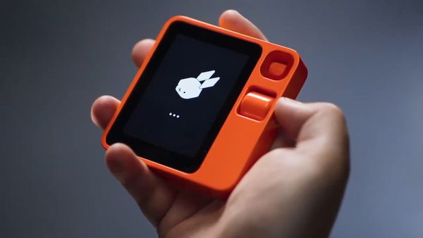 Rabbit r1 vill ersätta appar med AI