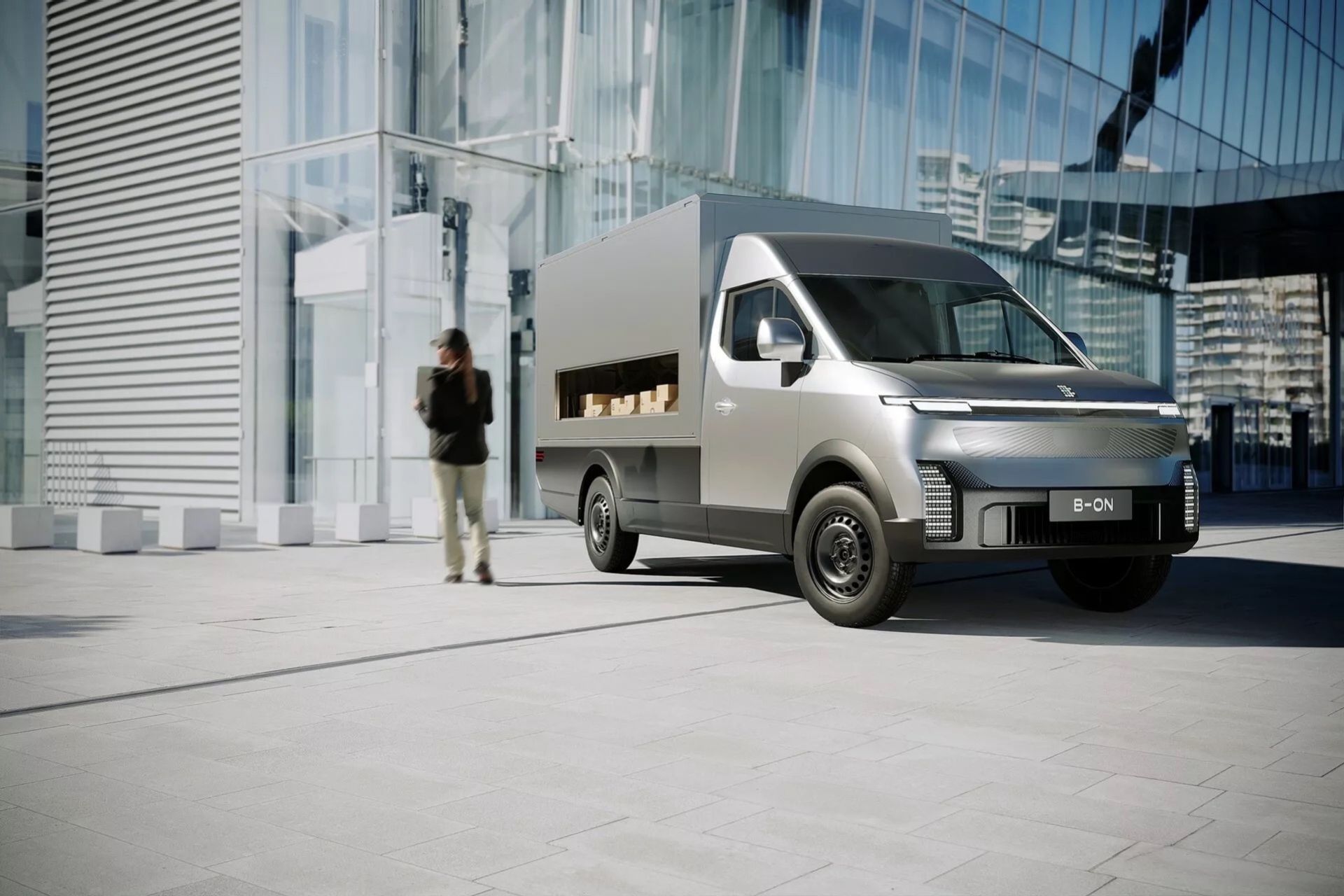 Eldriven transportbil med smart lastutrymme
