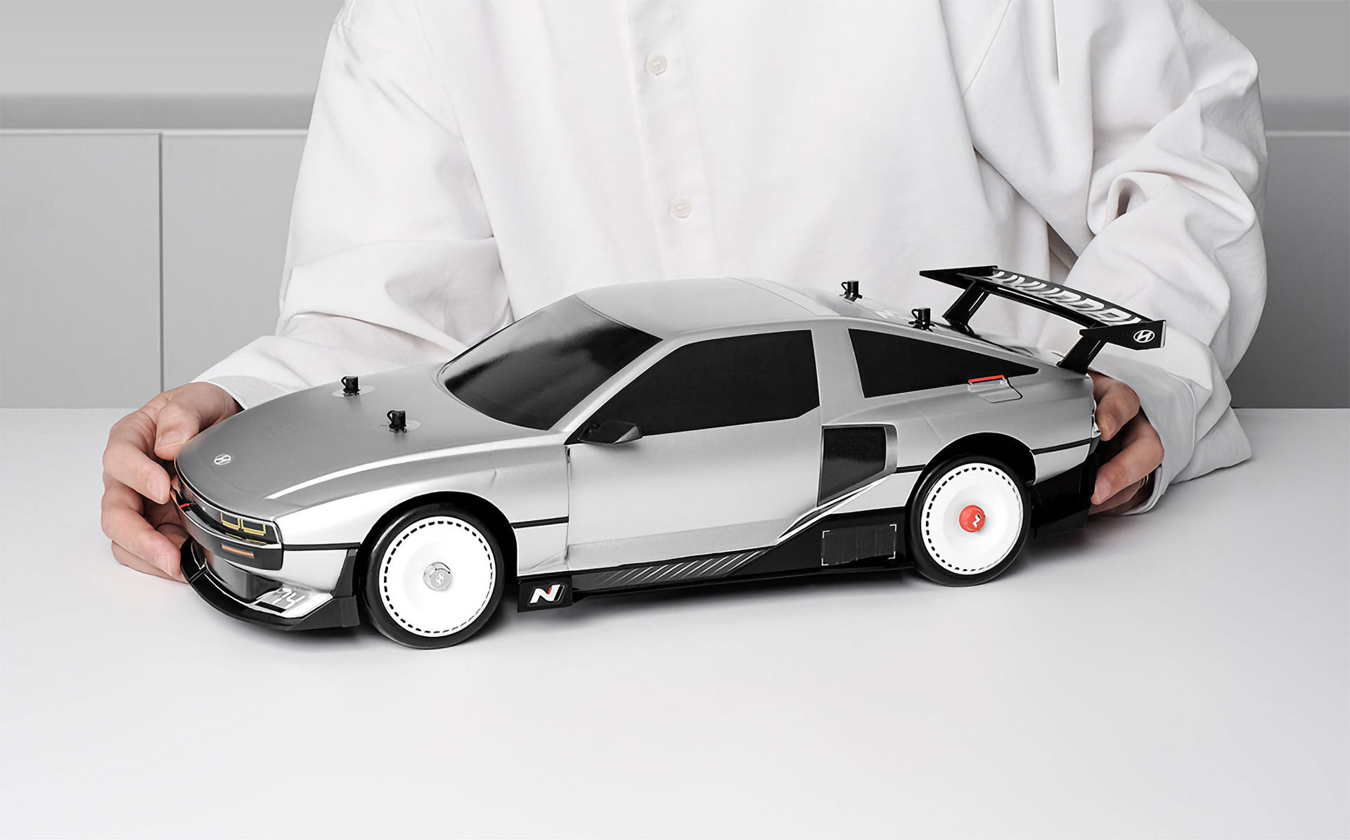 Hyundais fräna N Vision 74 nu som radiostyrd bil