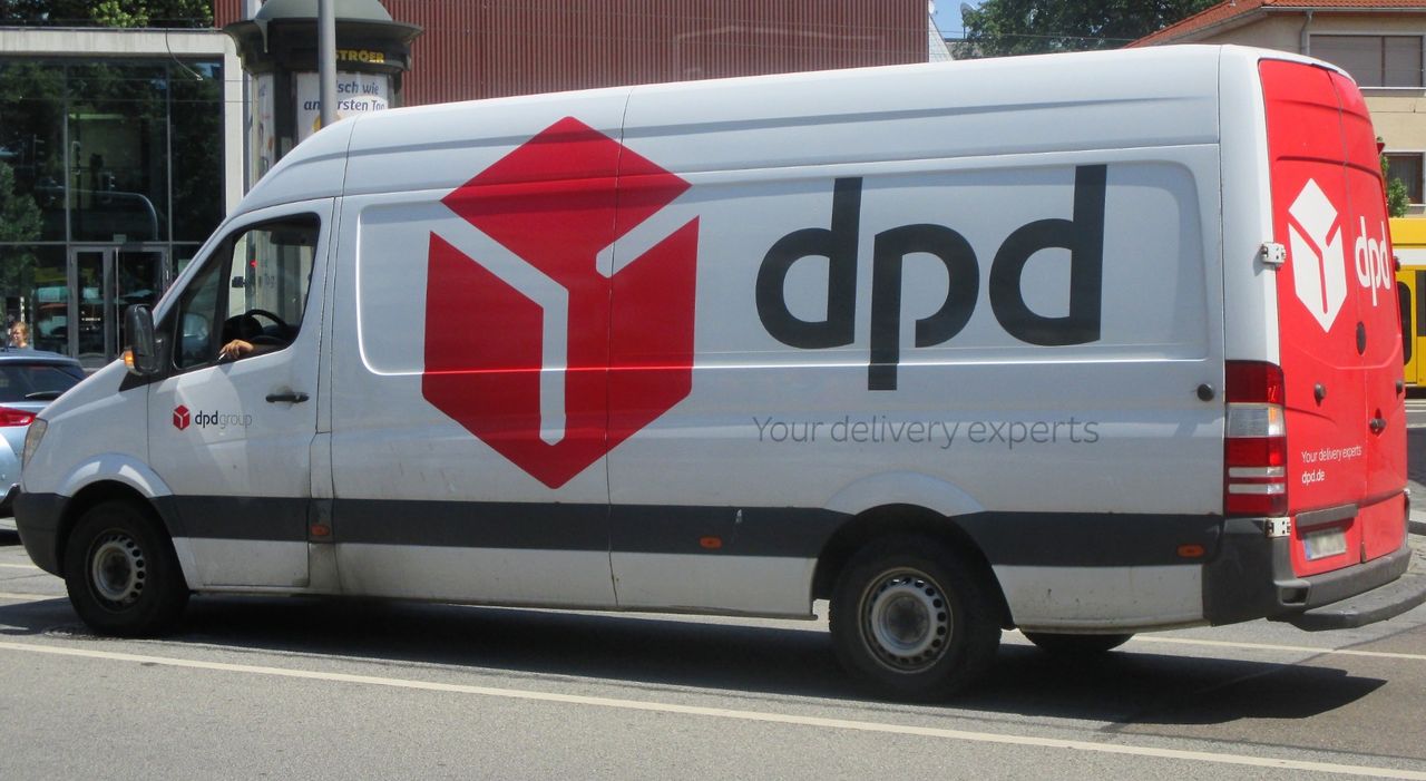 DPD:s chattbot blev tokig