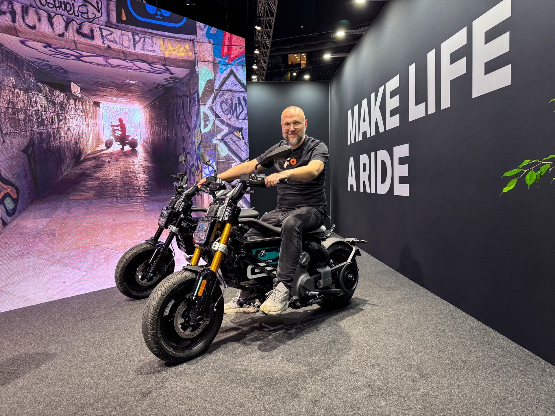 En titt på BMWs eldrivna tvåhjulingar