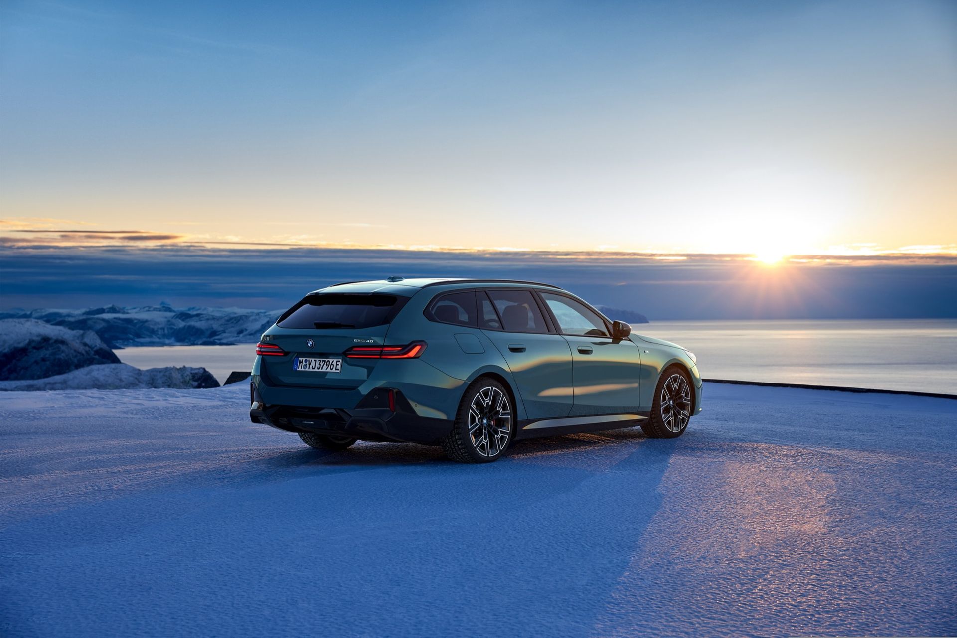 BMW 5-serie kombi nu även med eldrift