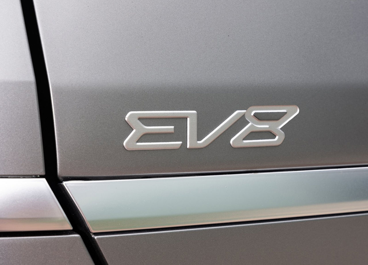 Kia EV8 ska ersätta Stinger