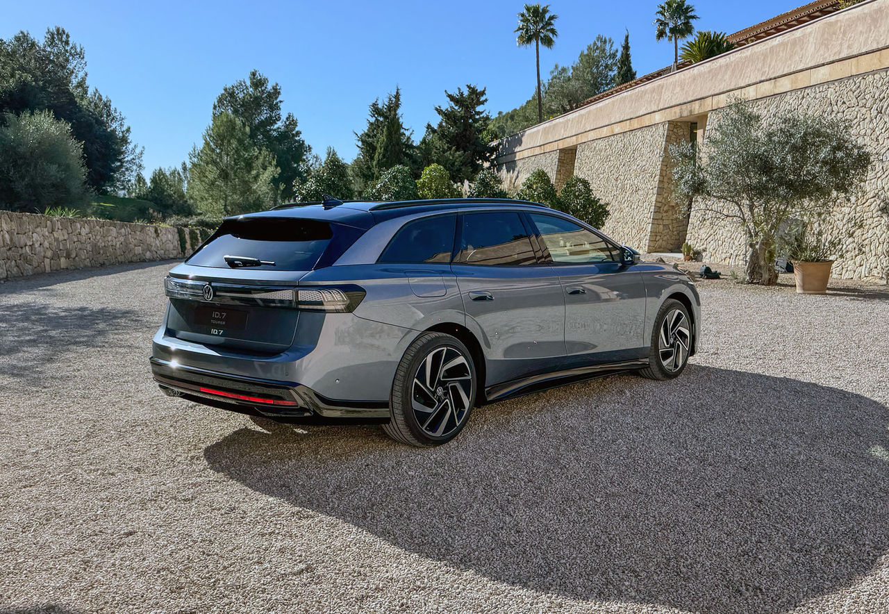 Vi har kollat in nya Volkswagen ID.7 Tourer