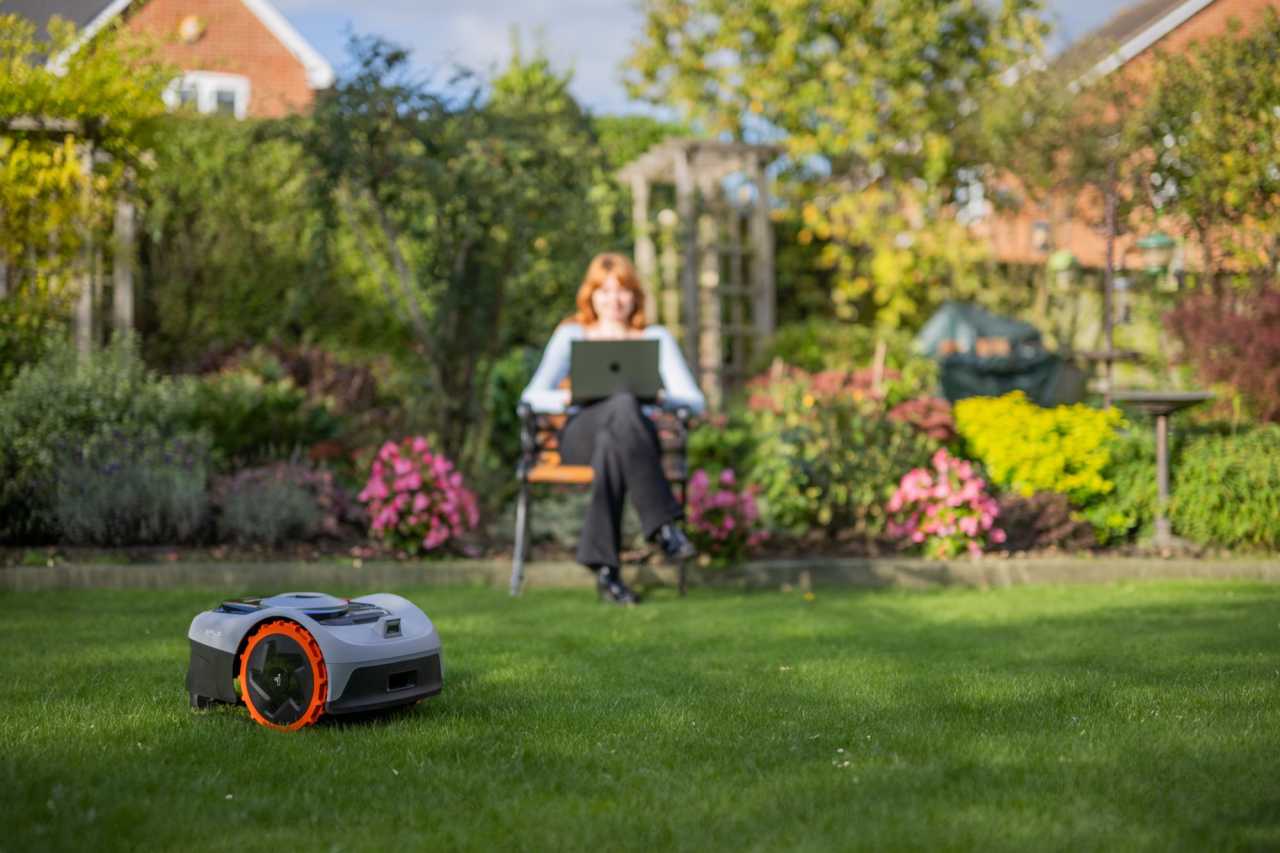 Segway lanserar ny serie robotgräsklippare