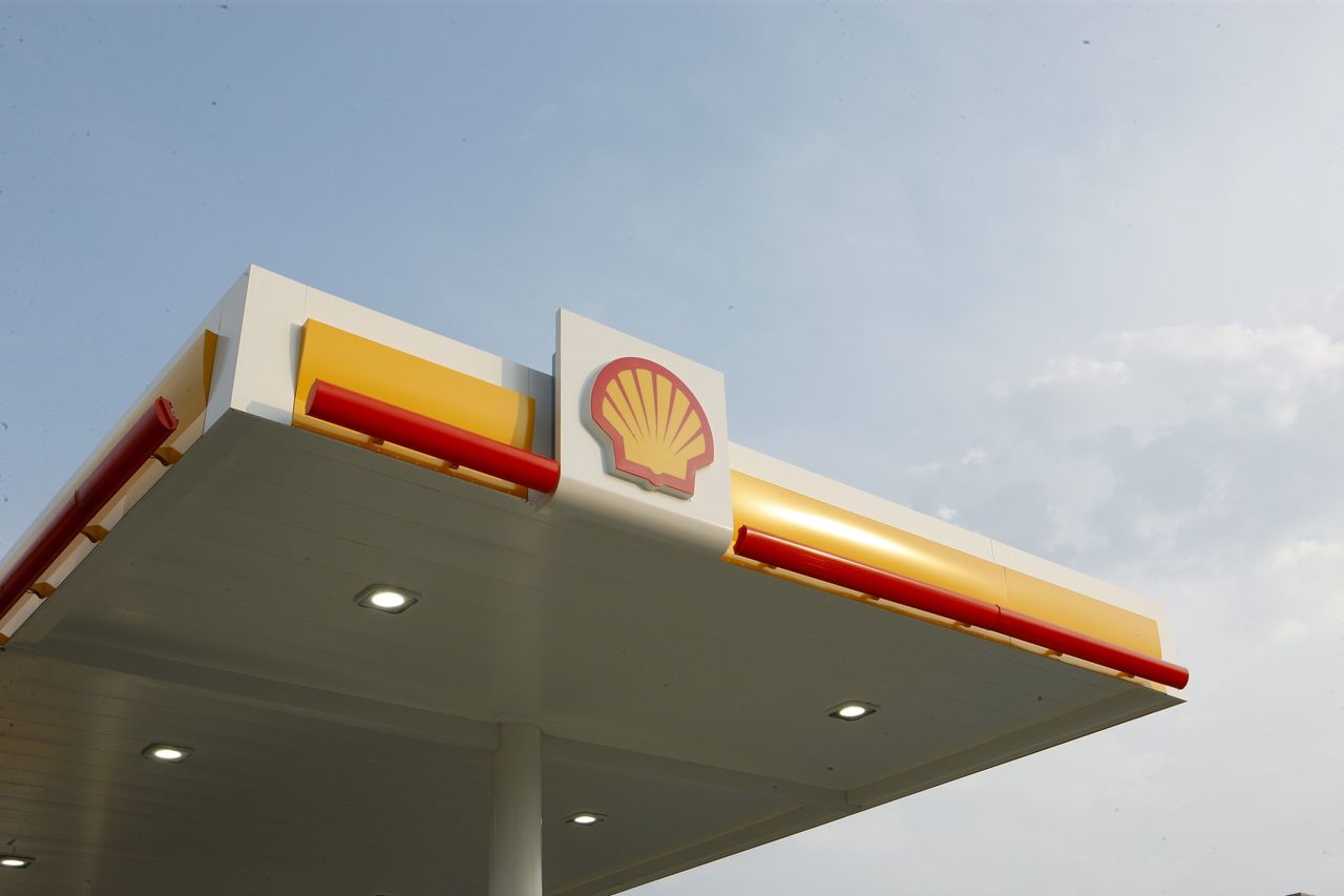 Shell ska sälja 1000 av sina mackar