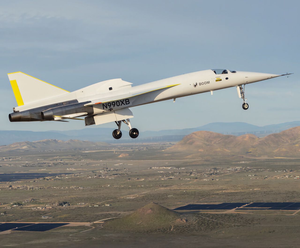 Boom Supersonic testar XB-1