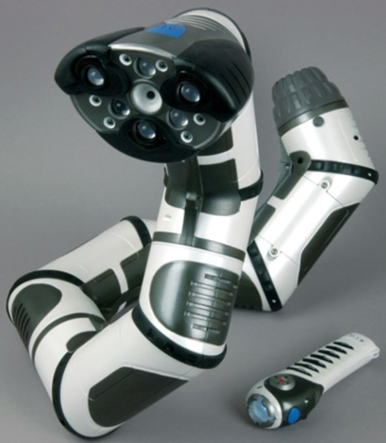 CES 2007: Roboboa - ormrobot