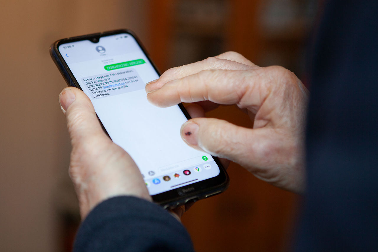 Glöm inte att deklarera i morgon! 