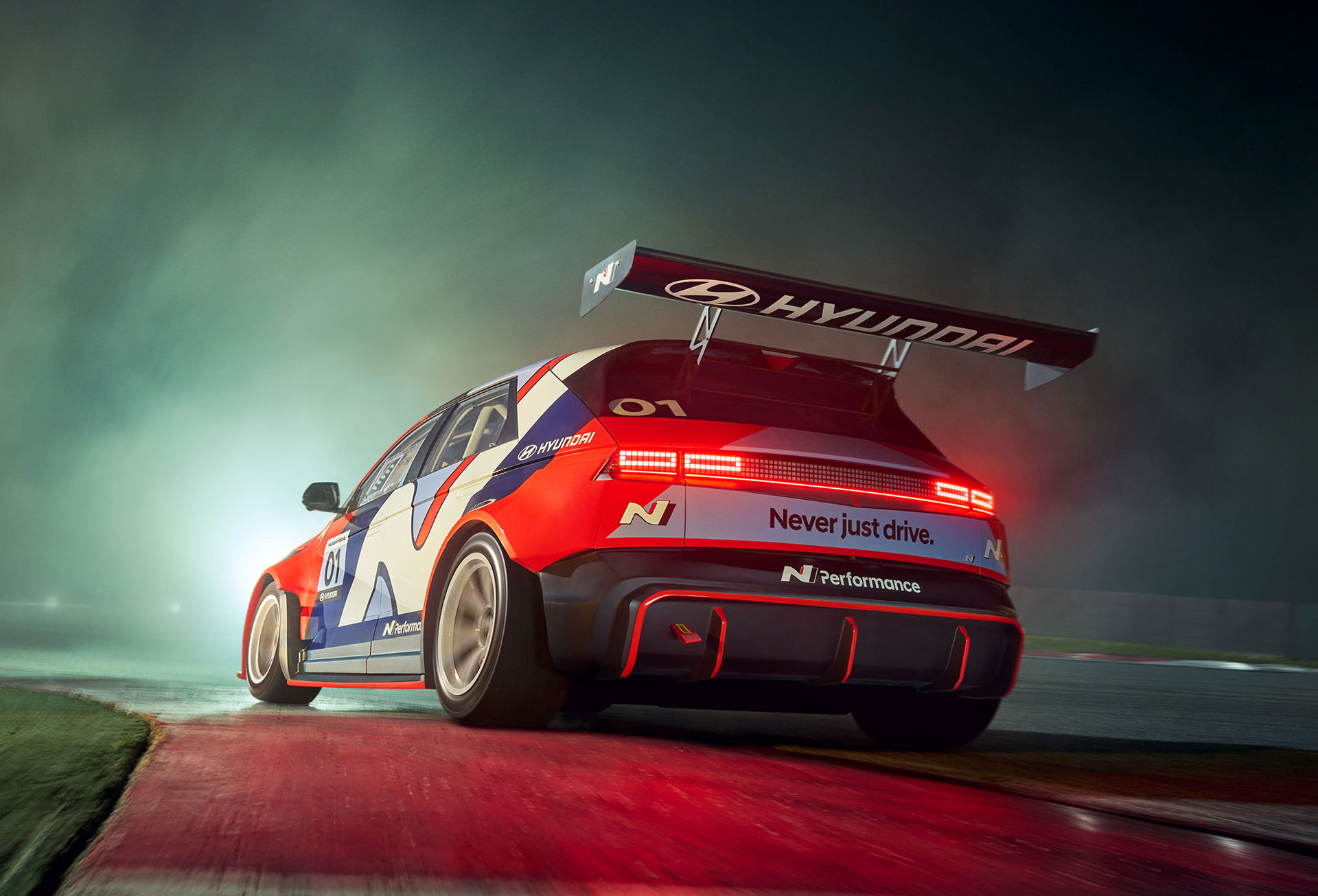 Ioniq 5 nu även som cup-bil