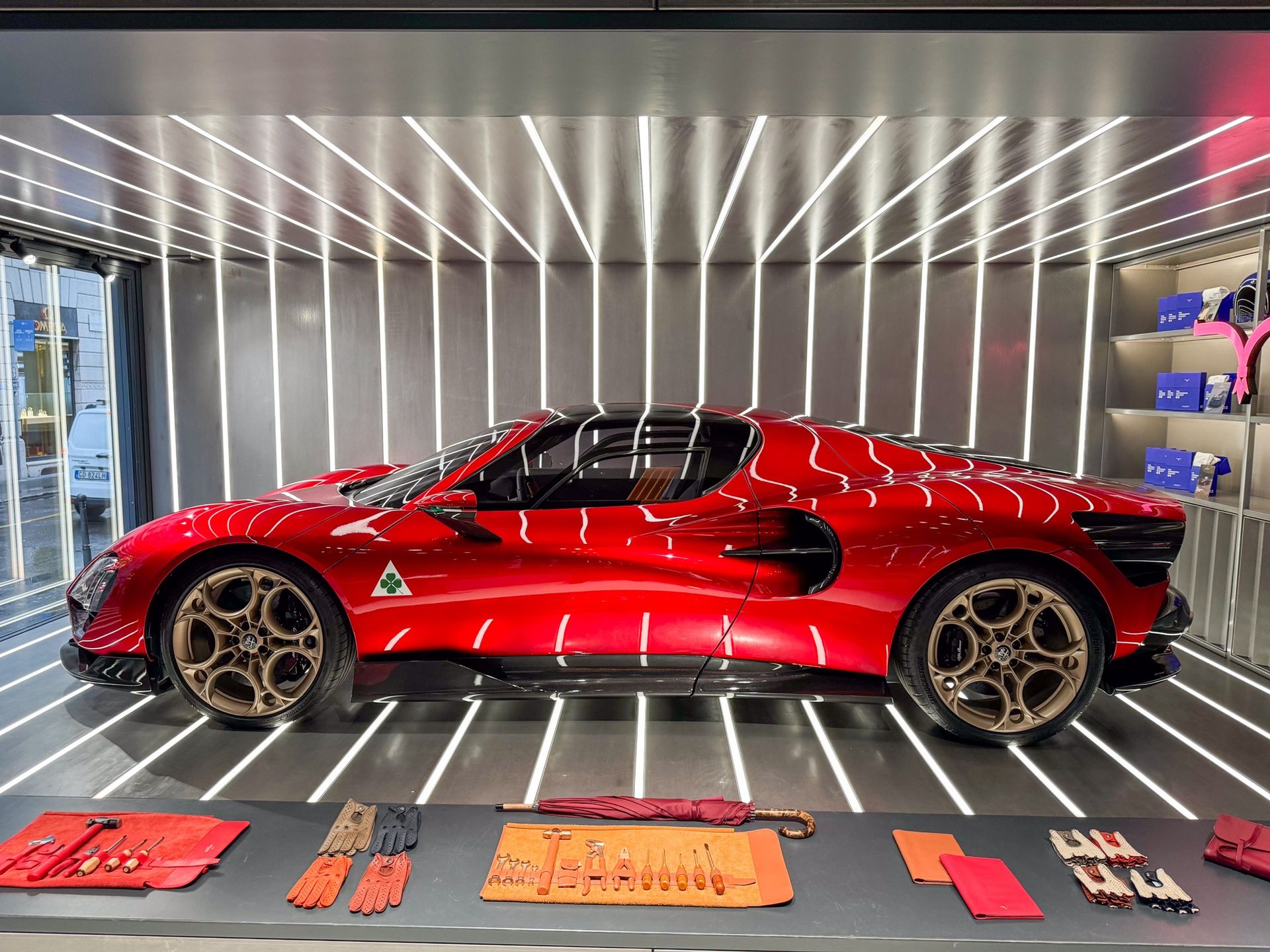 En titt på Alfa Romeo 33 Stradale