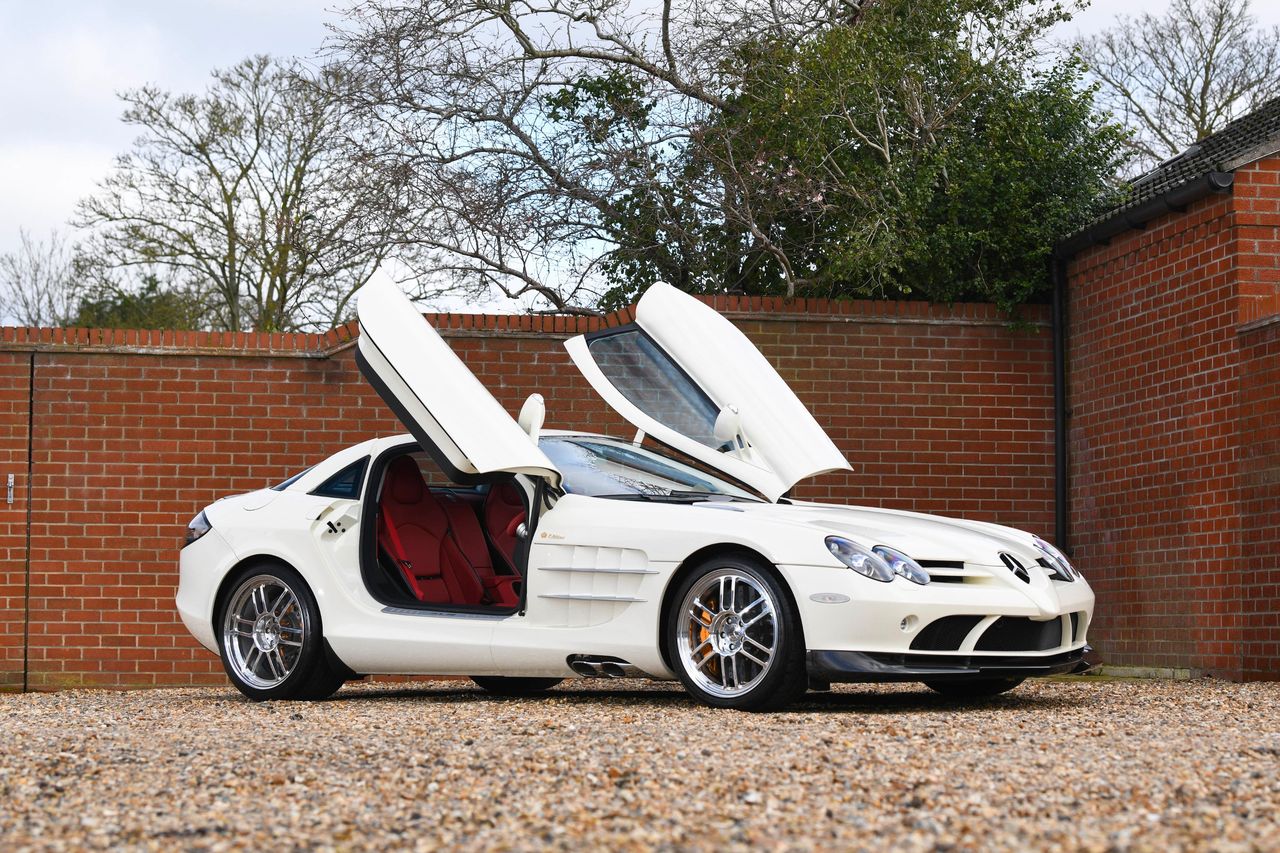 Köp en Mercedes-Benz SLR McLaren
