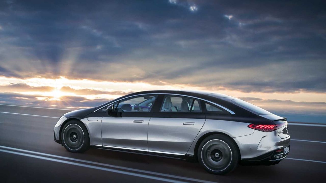 Mercedes skrotar planerna på räckviddsförlängare till elbilar