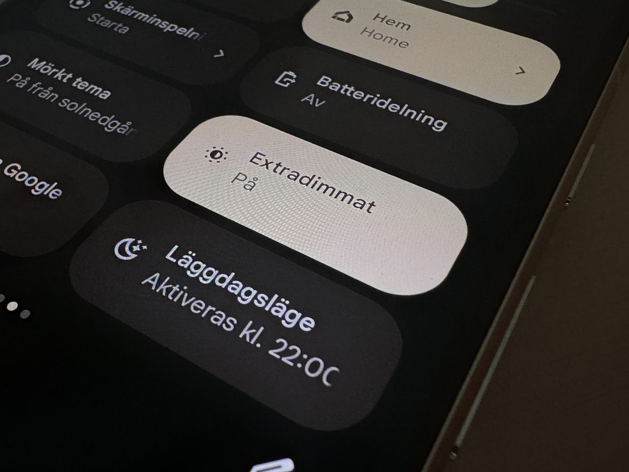 Android 15 kan få läge för ännu mörkare skärm