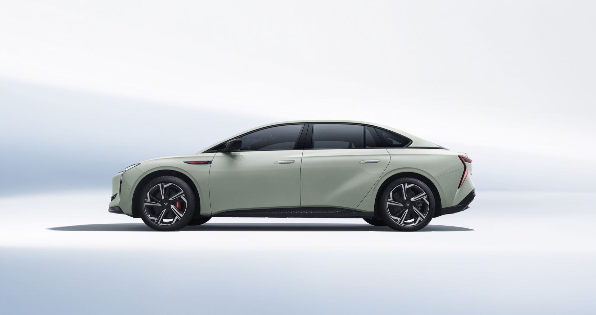 Snart är det Sverige-premiär för Hongqi EH7