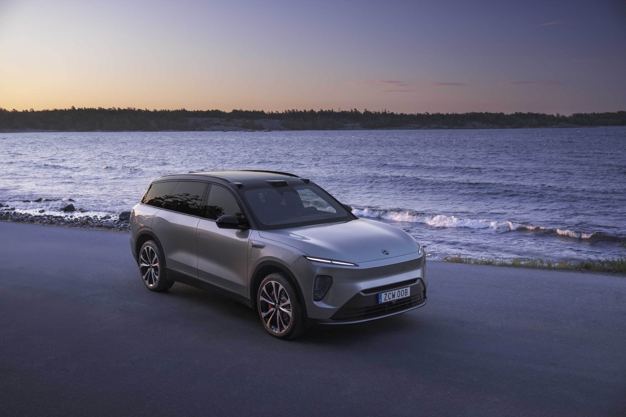 I höst börjar leveranserna av Nio EL8 i Sverige. Stor eldriven SUV med sex sittplatser.