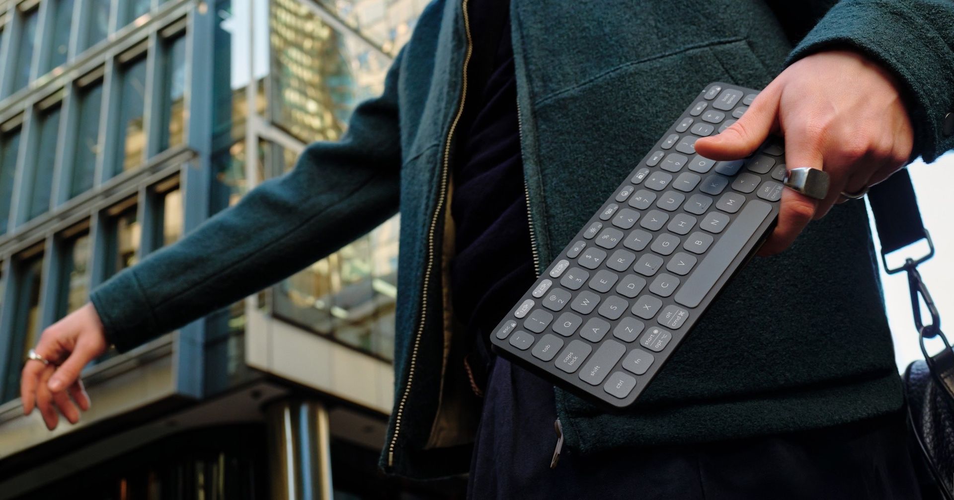 Logitech släpper det portabla tangentbordet Keys-To-Go 2