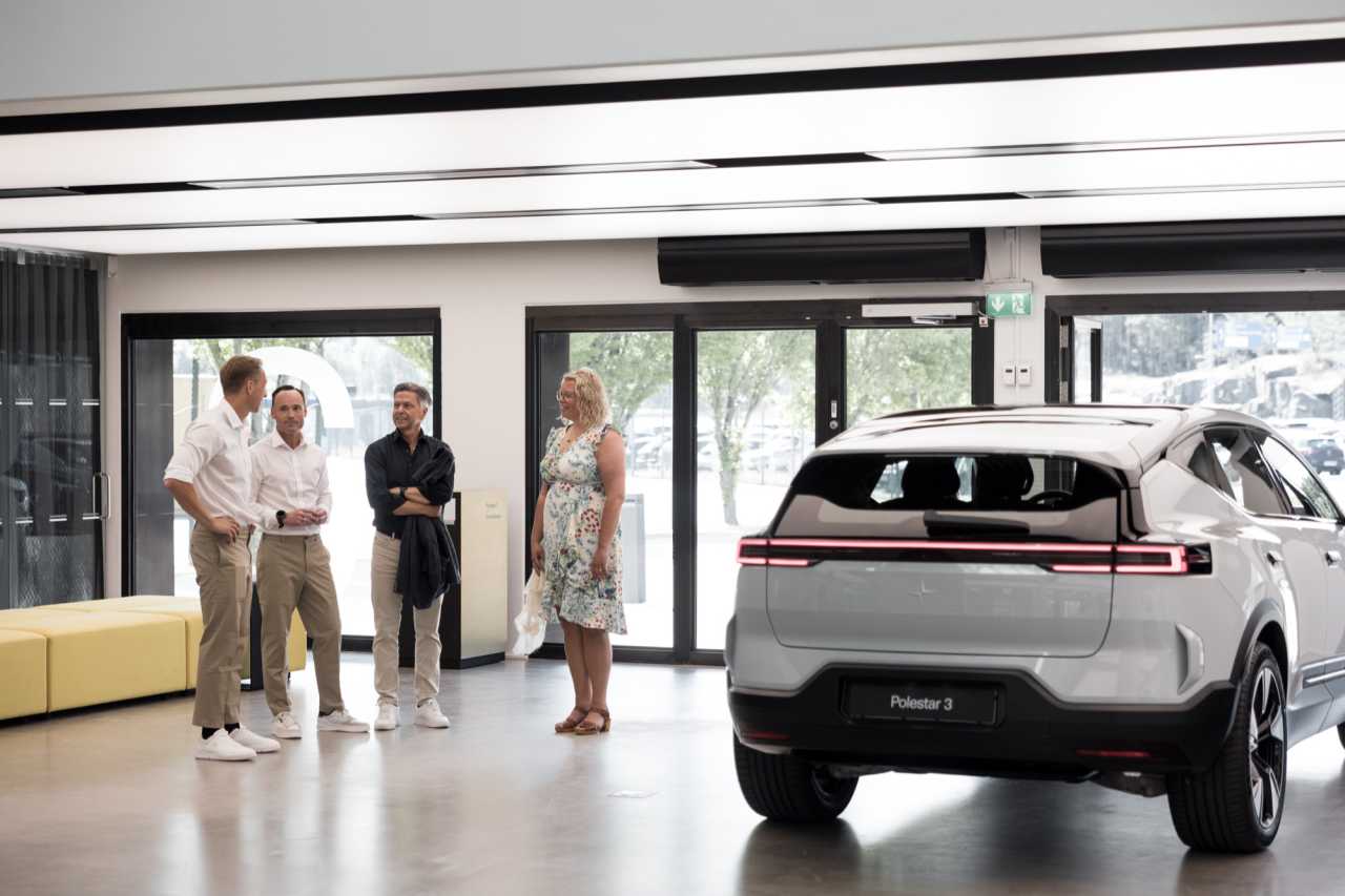 Första exemplaren av Polestar 3 levererade