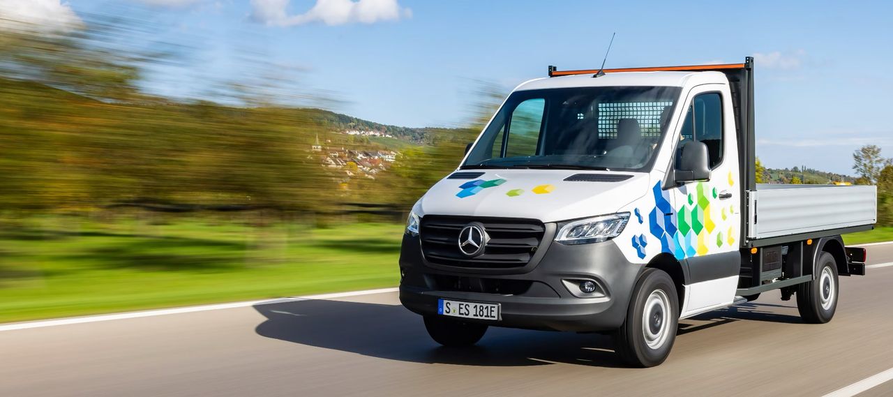 Nya körkortsregler för lätt lastbil klubbade