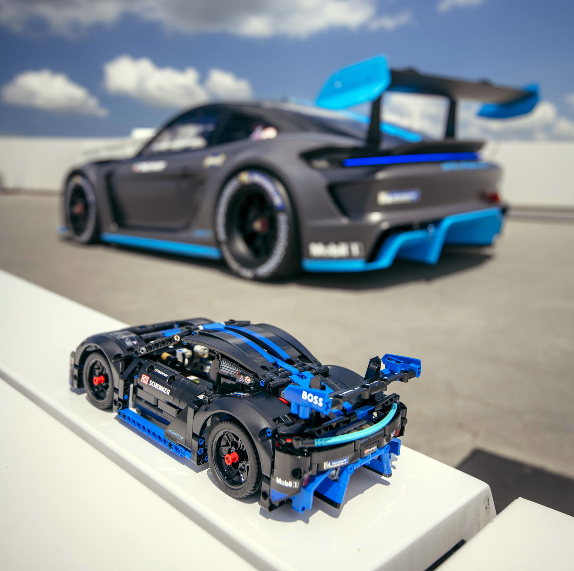 Lego och Porsche gör saker tillsammans på museum