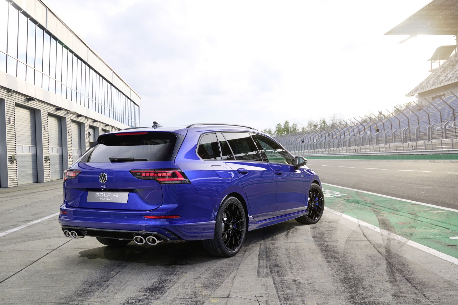 Nu kan du beställa Golf GTI Clubsport och Golf R