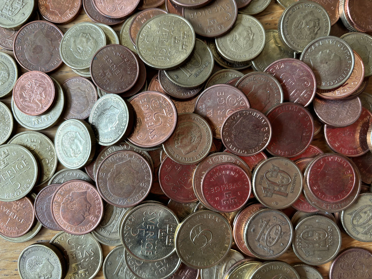 Svenska kronan världens mest undervärderade valuta