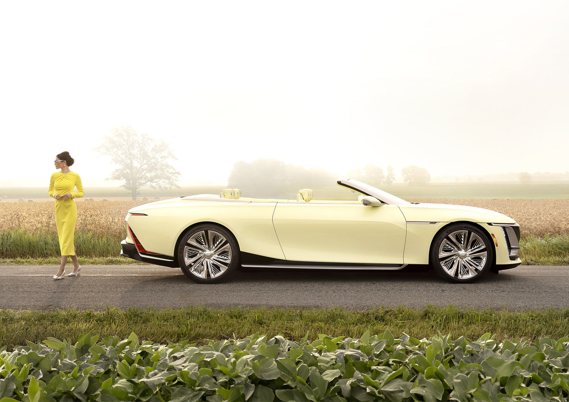 Cadillac visar upp flådiga cabrioleten Sollei