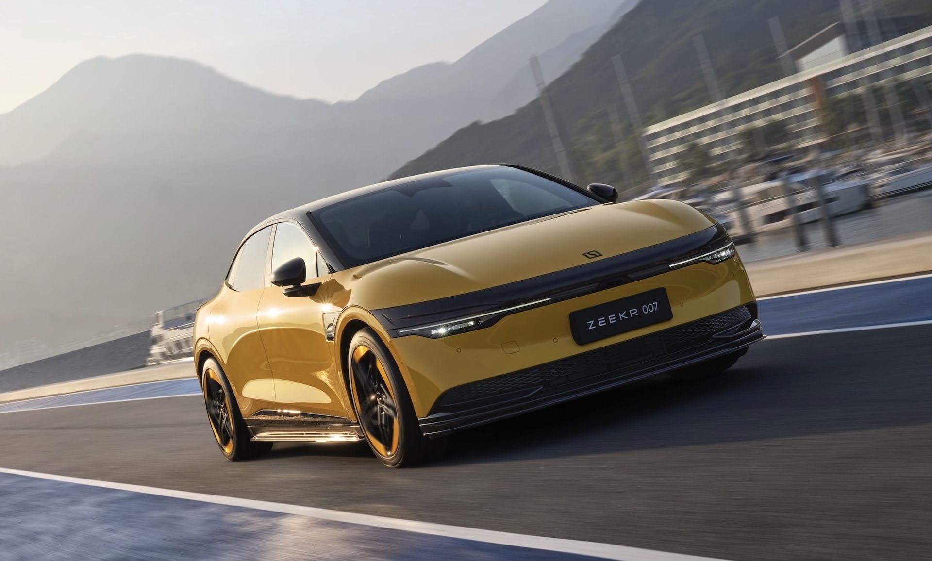 Zeekr uppdaterar modellerna 001 och 007