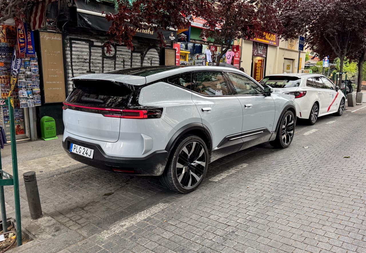 Mjukvara gör att leveranserna av Polestar 3 pausas