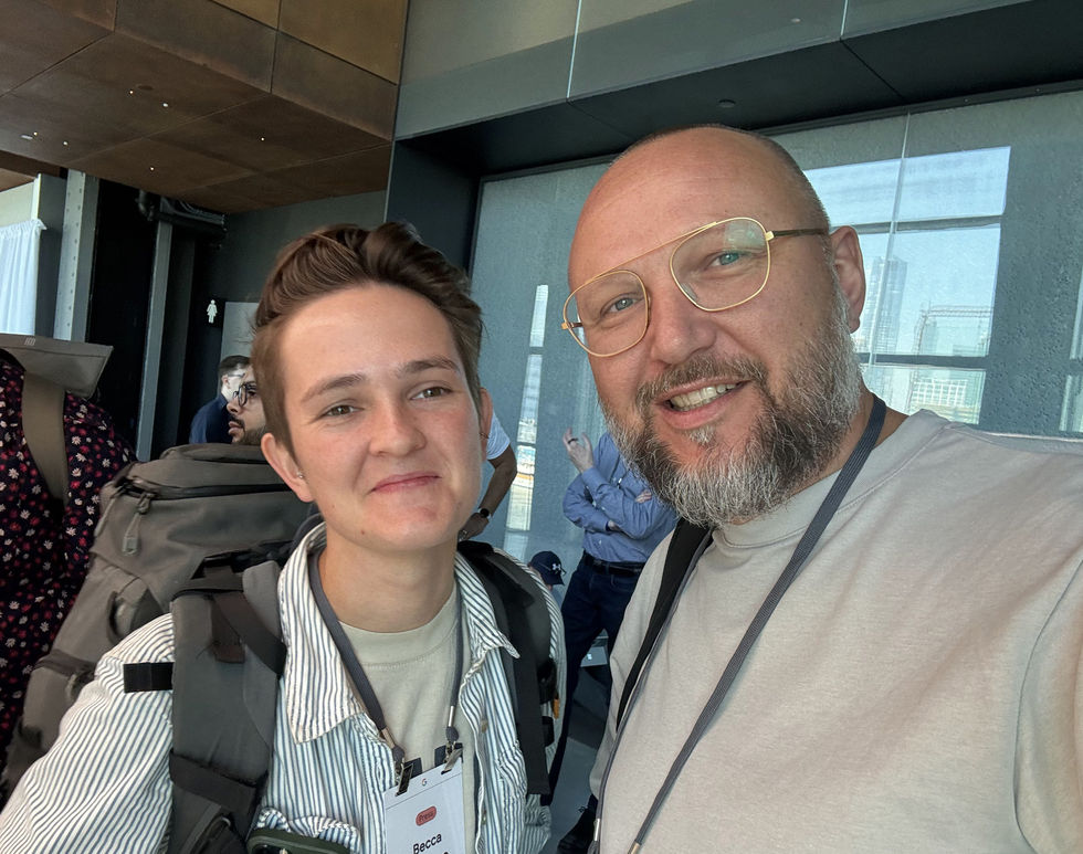 Becca lämnar The Verge