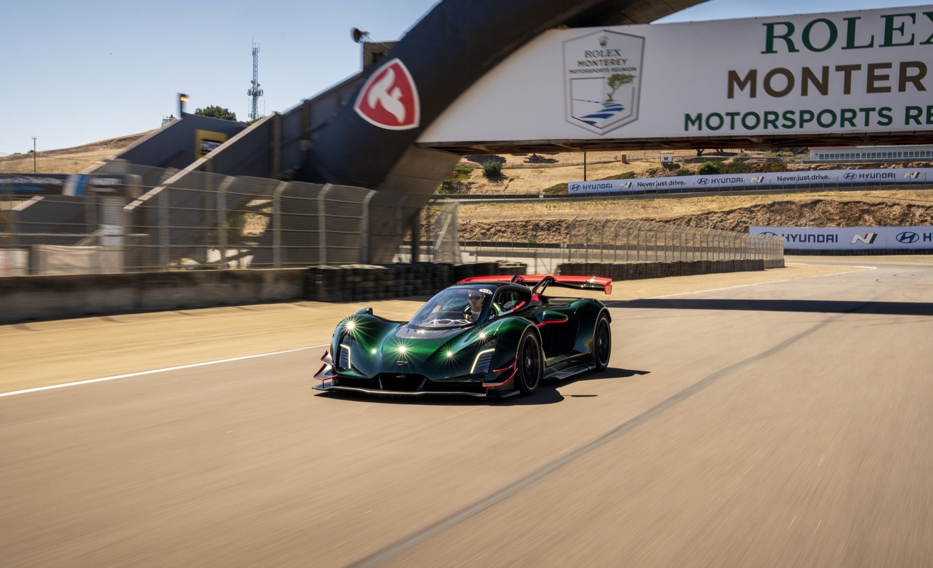 Czinger knep Koenigseggs rekord