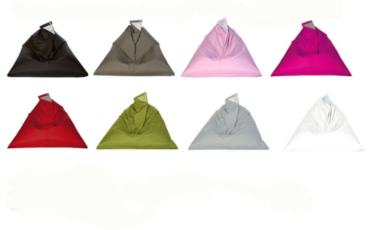 Pyramidformad sittsäck