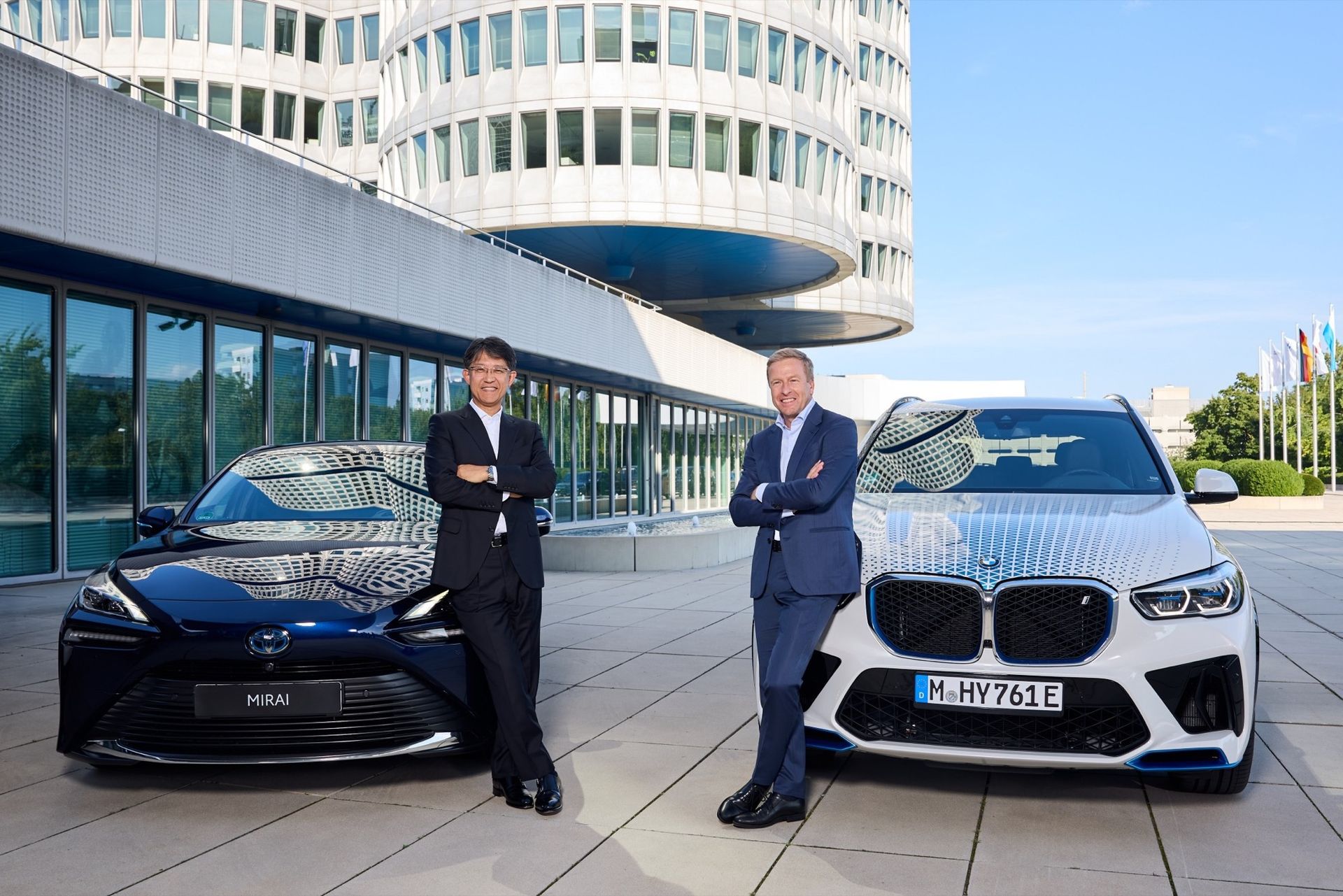 BMW:s första serietillverkade bränslecellsbil kommer 2028