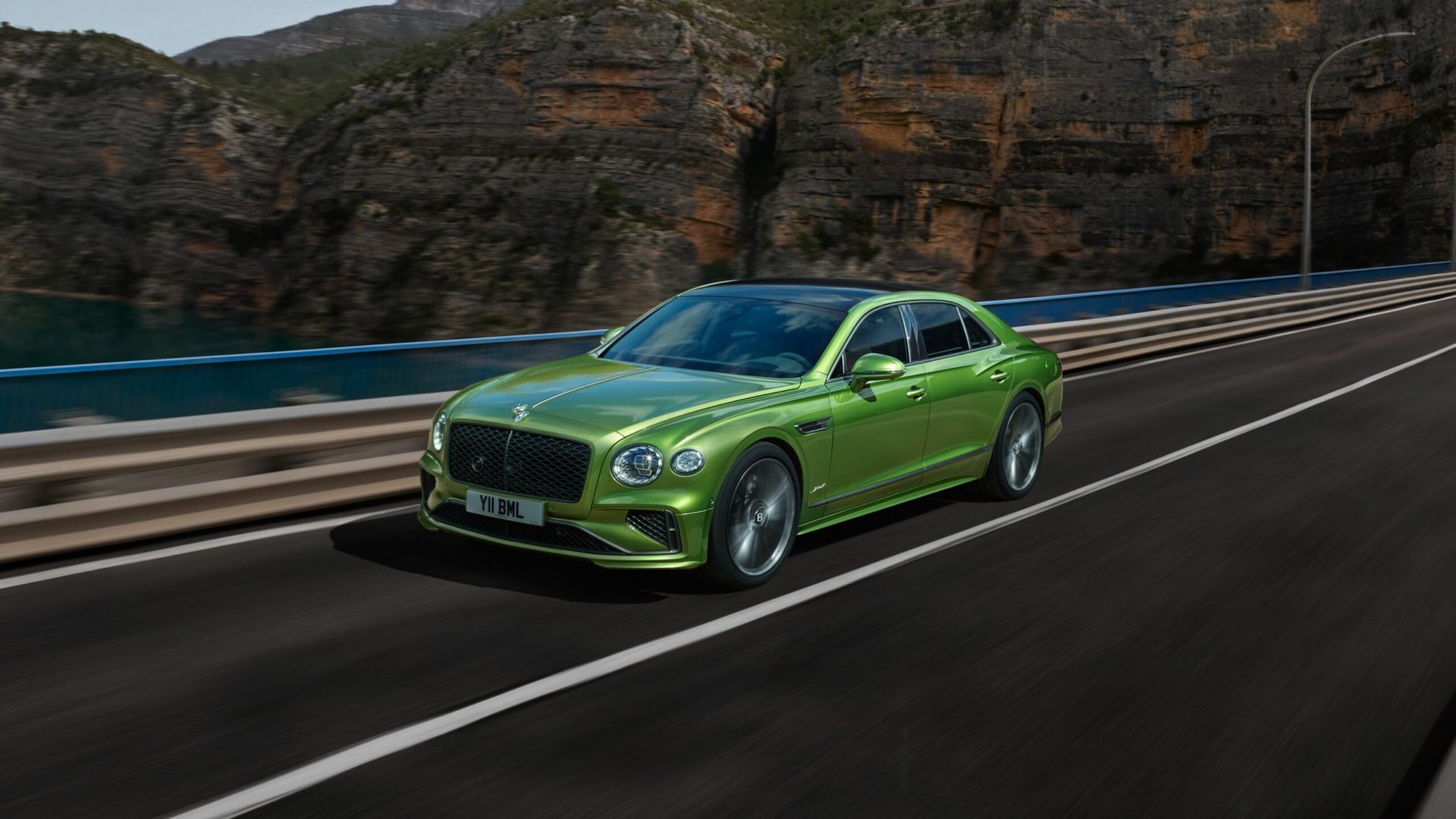 Bentley rullar ut en ny Flying Spur Speed