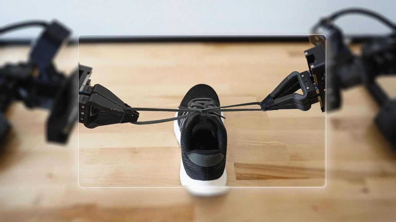 Google DeepMind lär en robot att knyta skor