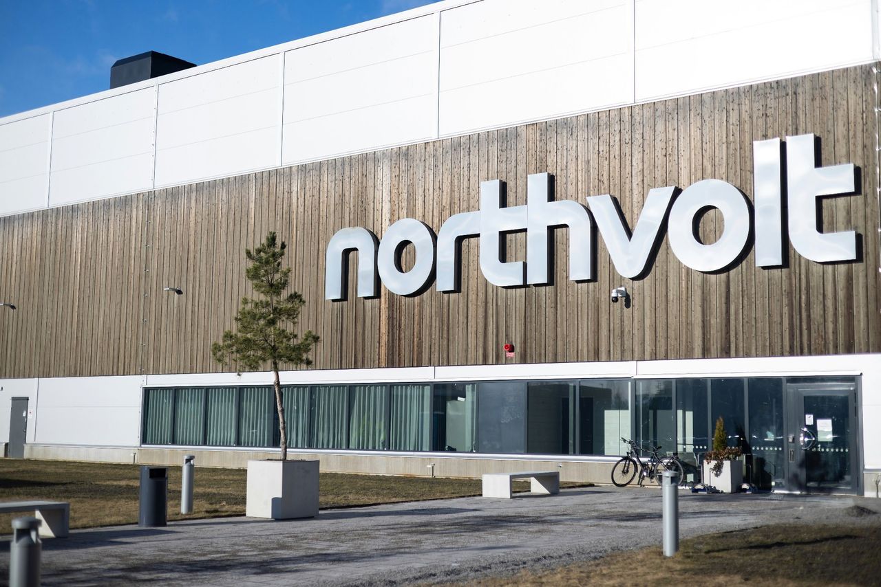 Northvolt inför totalstopp för utgifter