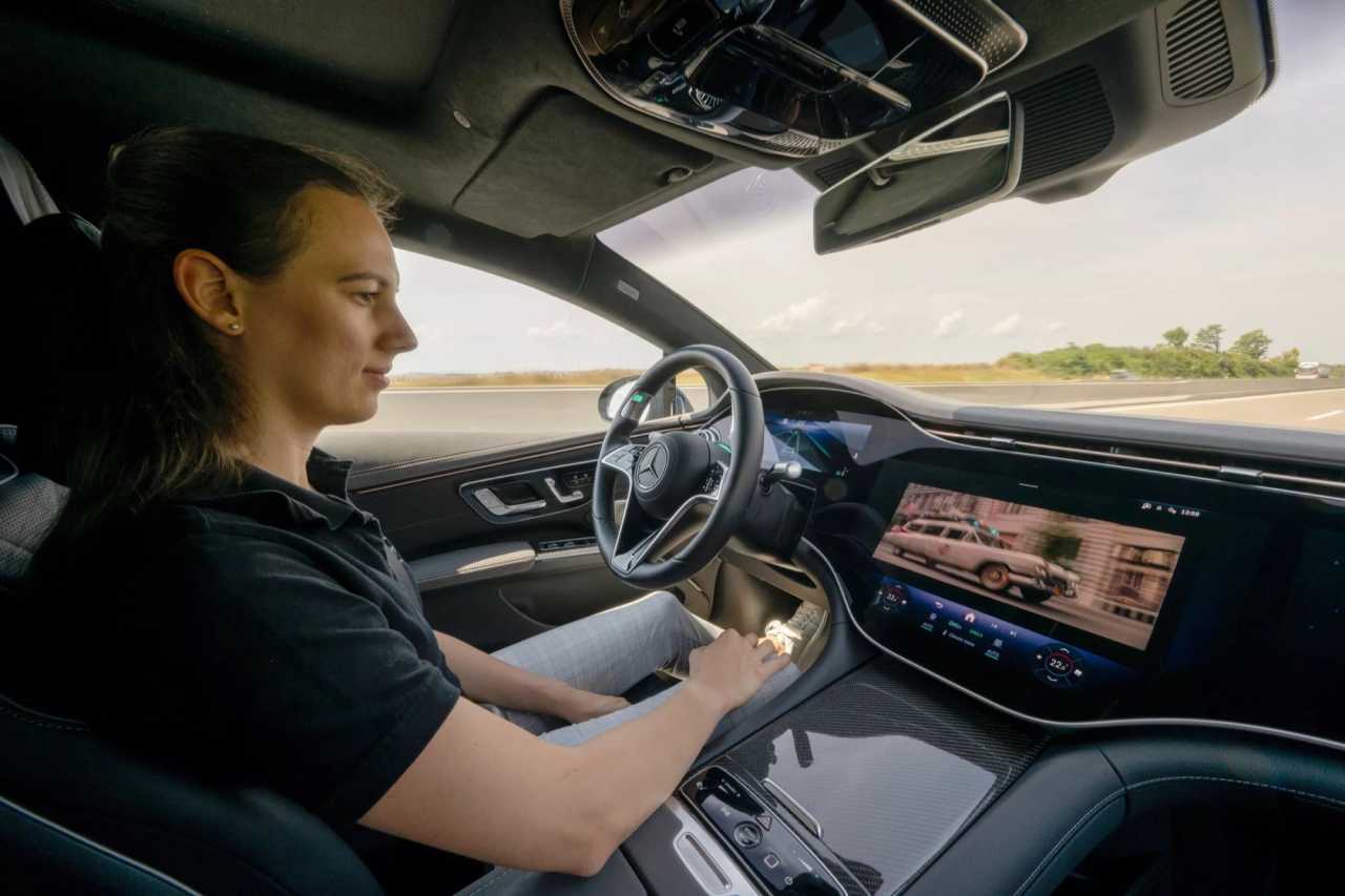 Mercedes kan snart självköra i upp till 95 km/h