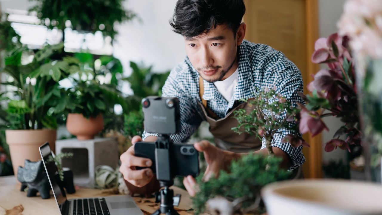 Facebook förenklar sitt intäktsprogram