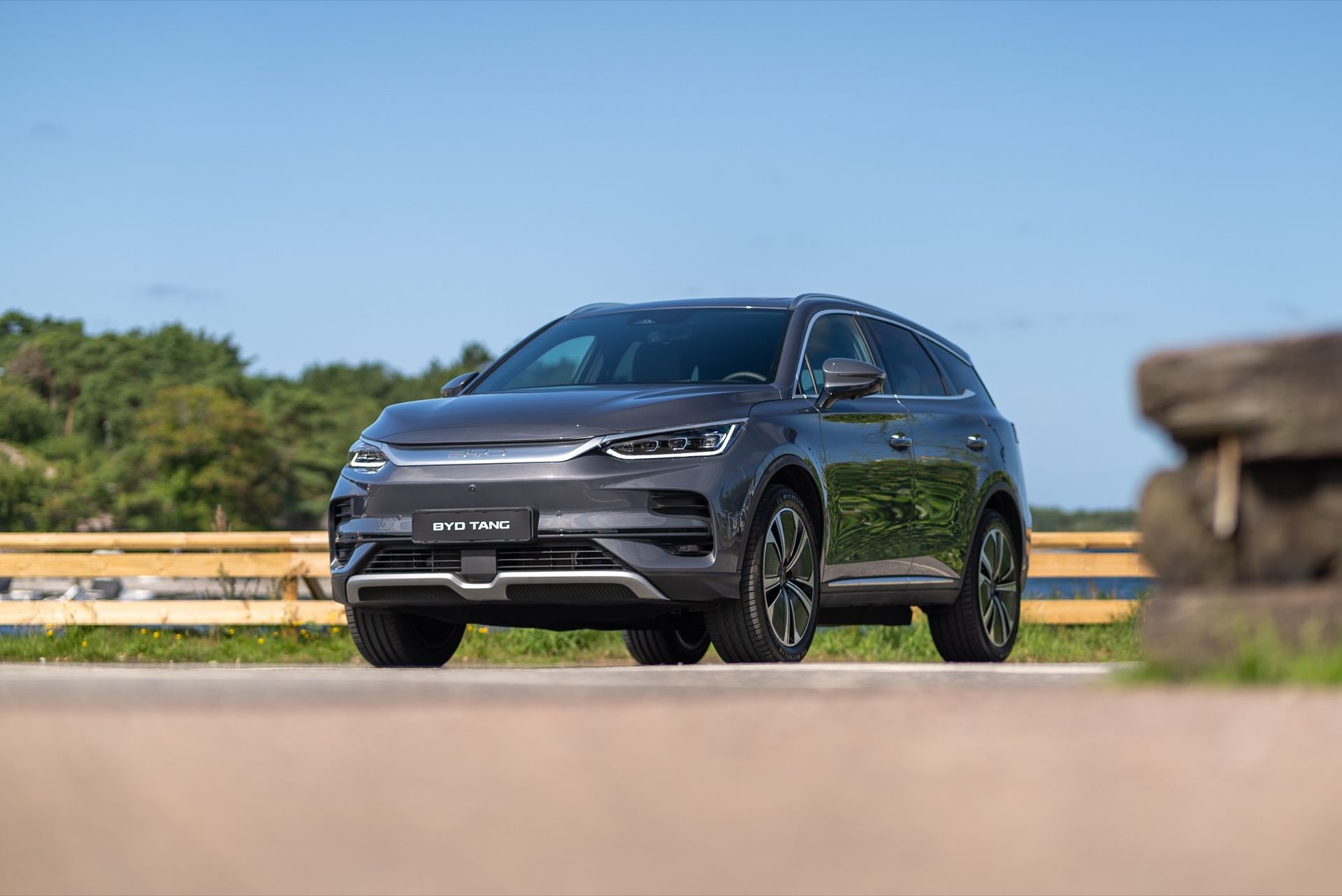 Nu börjar nya BYD Tang att säljas i Sverige