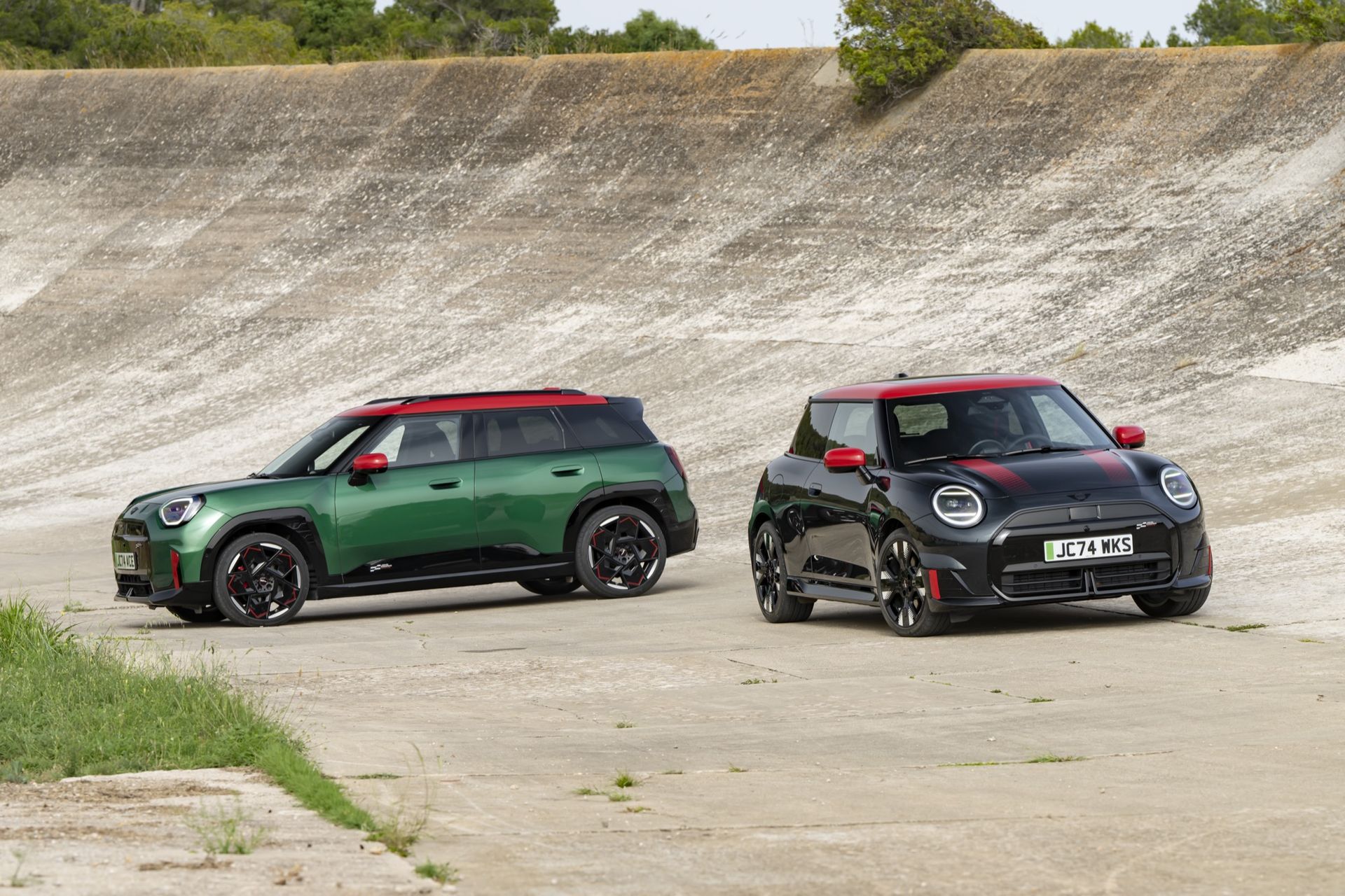 Första eldrivna John Cooper Works-bilarna presenterade