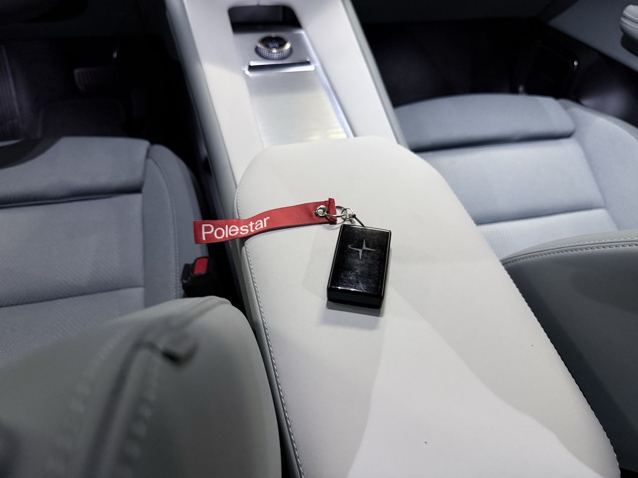 Snart kan du låsa upp din Volvo eller Polestar med iPhone