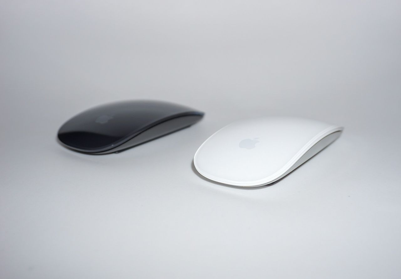 Apple jobbar på ny Magic Mouse och Keyboard