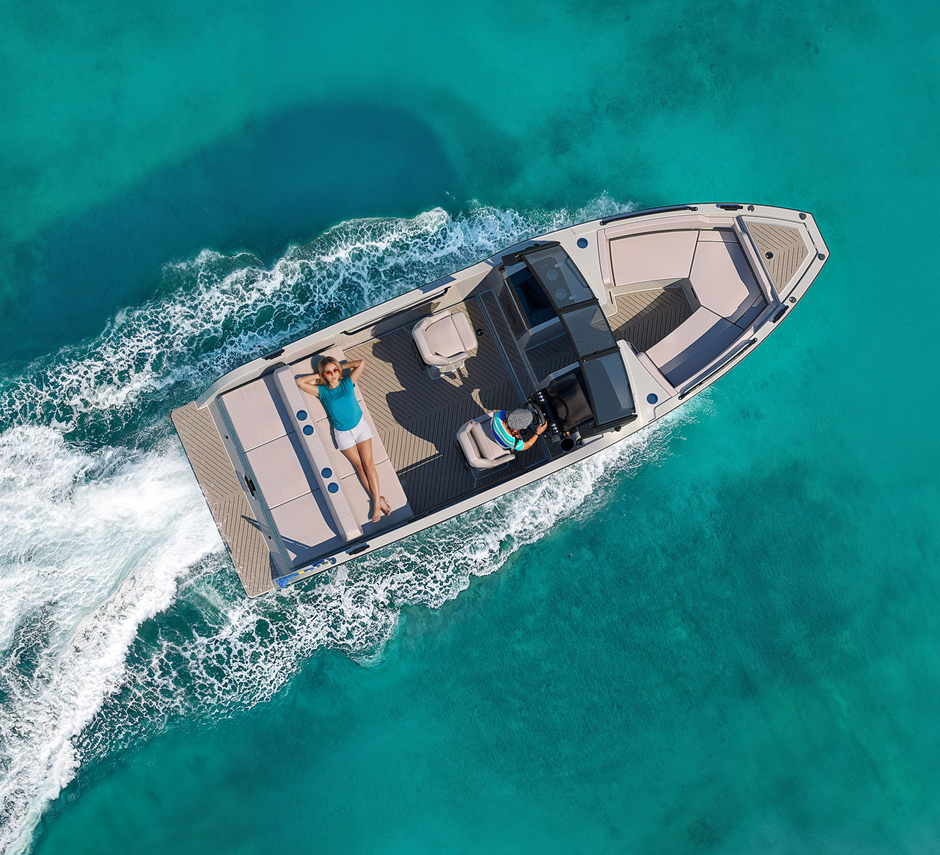 Svenska Xshore visar helt öppen variant av sin elbåt