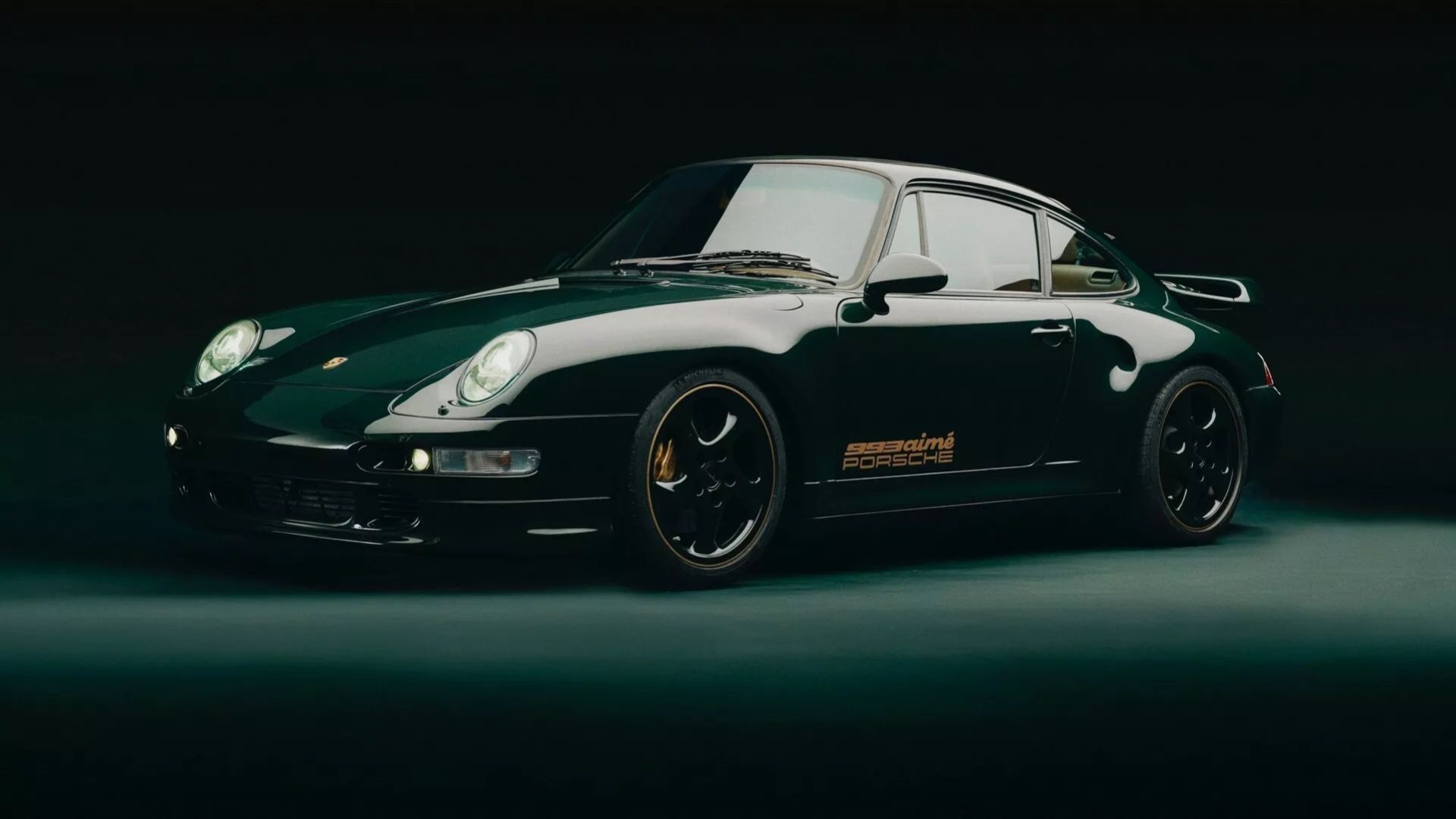 Murrig interiör i Porsches senaste restomod