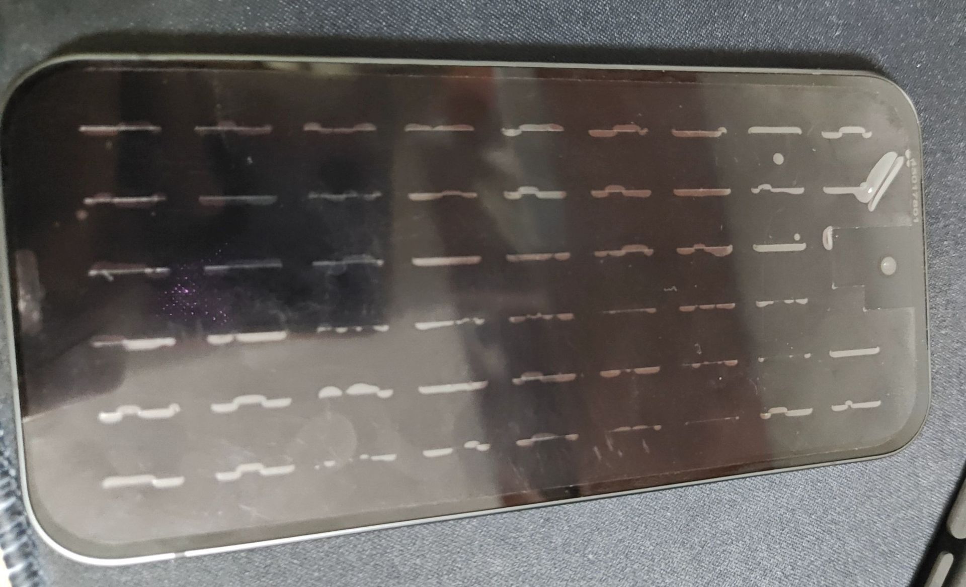 Bilder på budgetvarianten av Pixel 9 läcker