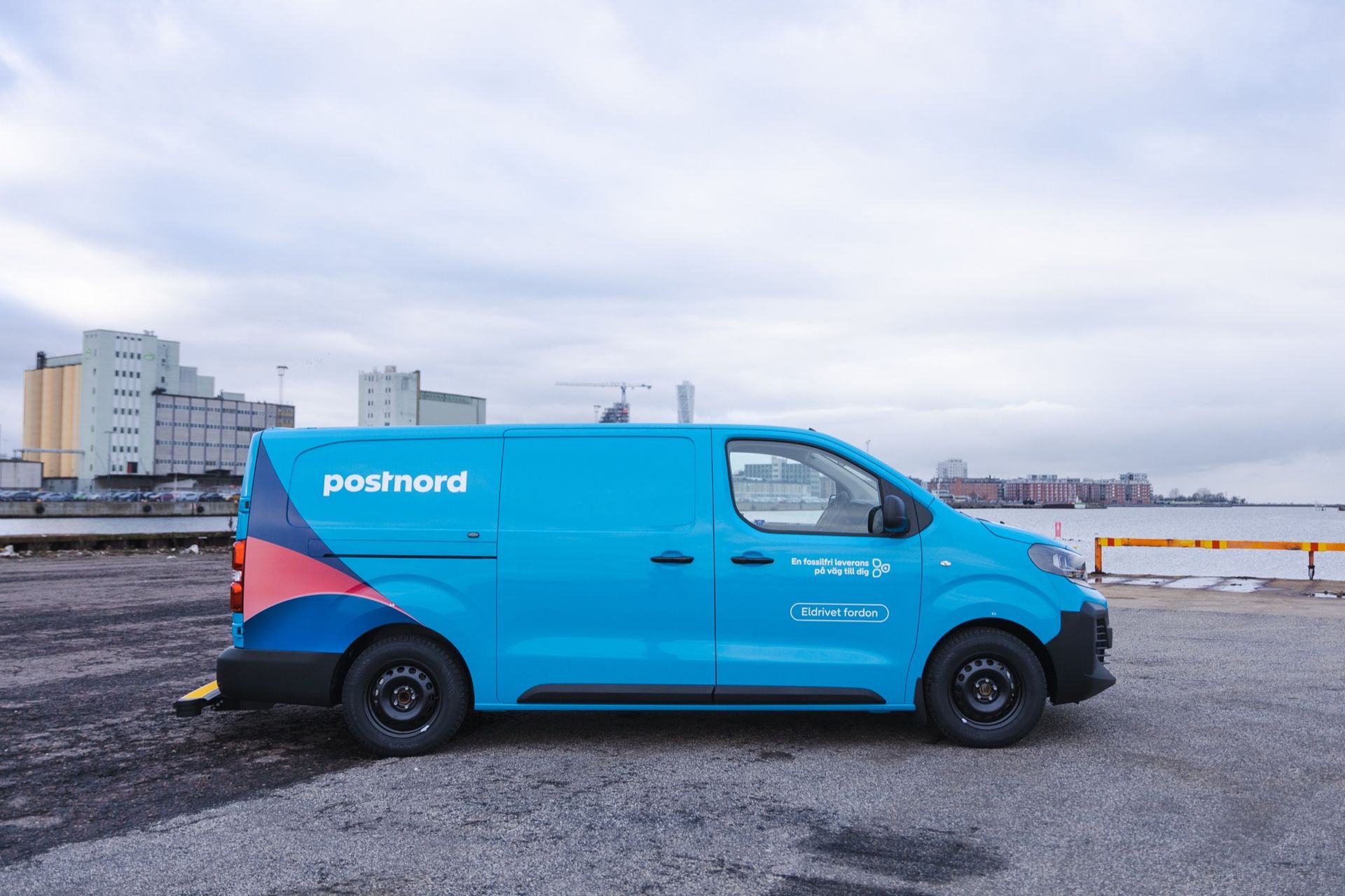 PostNord får fler eldrivna transportbilar till flottan