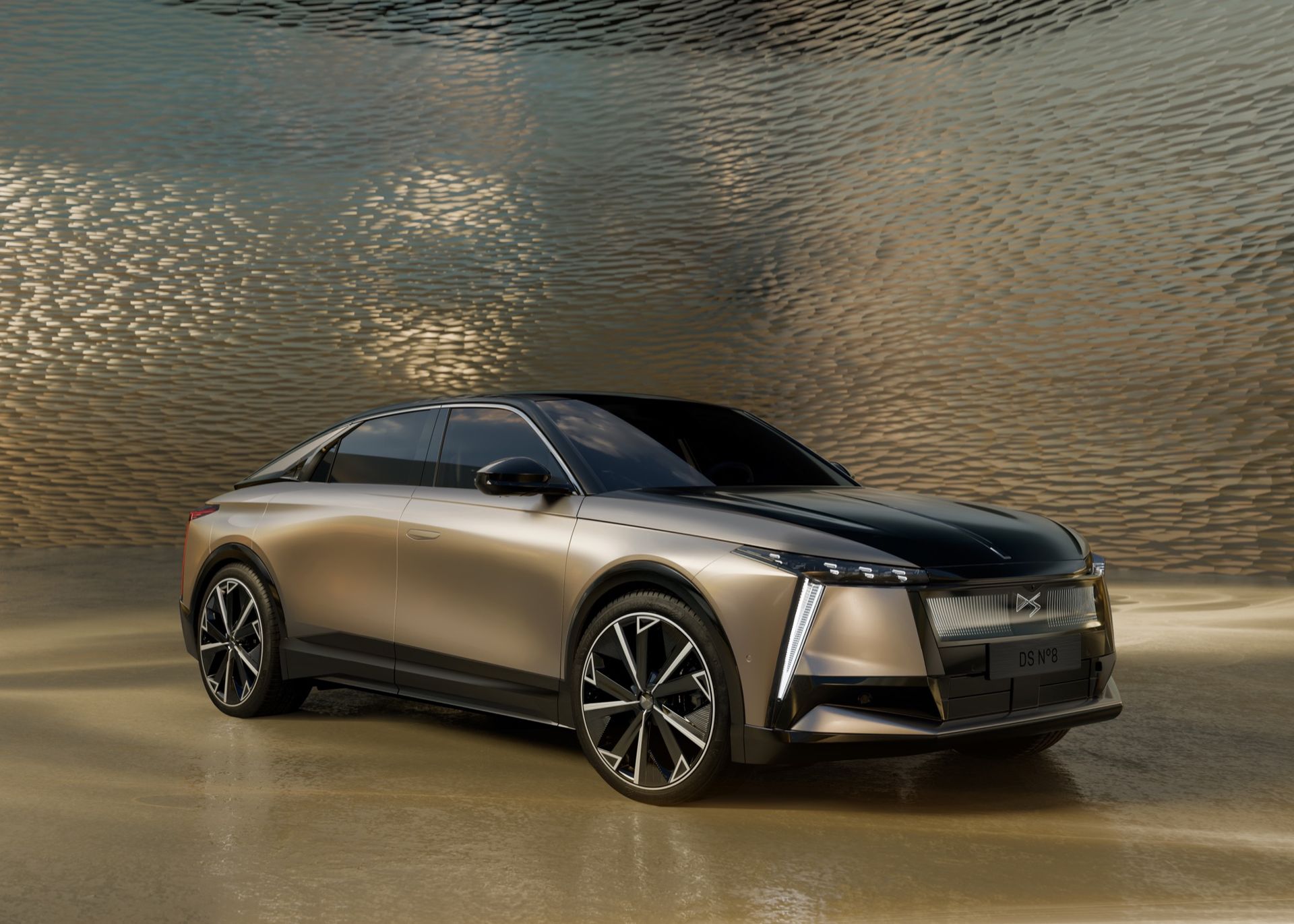 DS Automobiles presenterar eldrivet flaggskepp