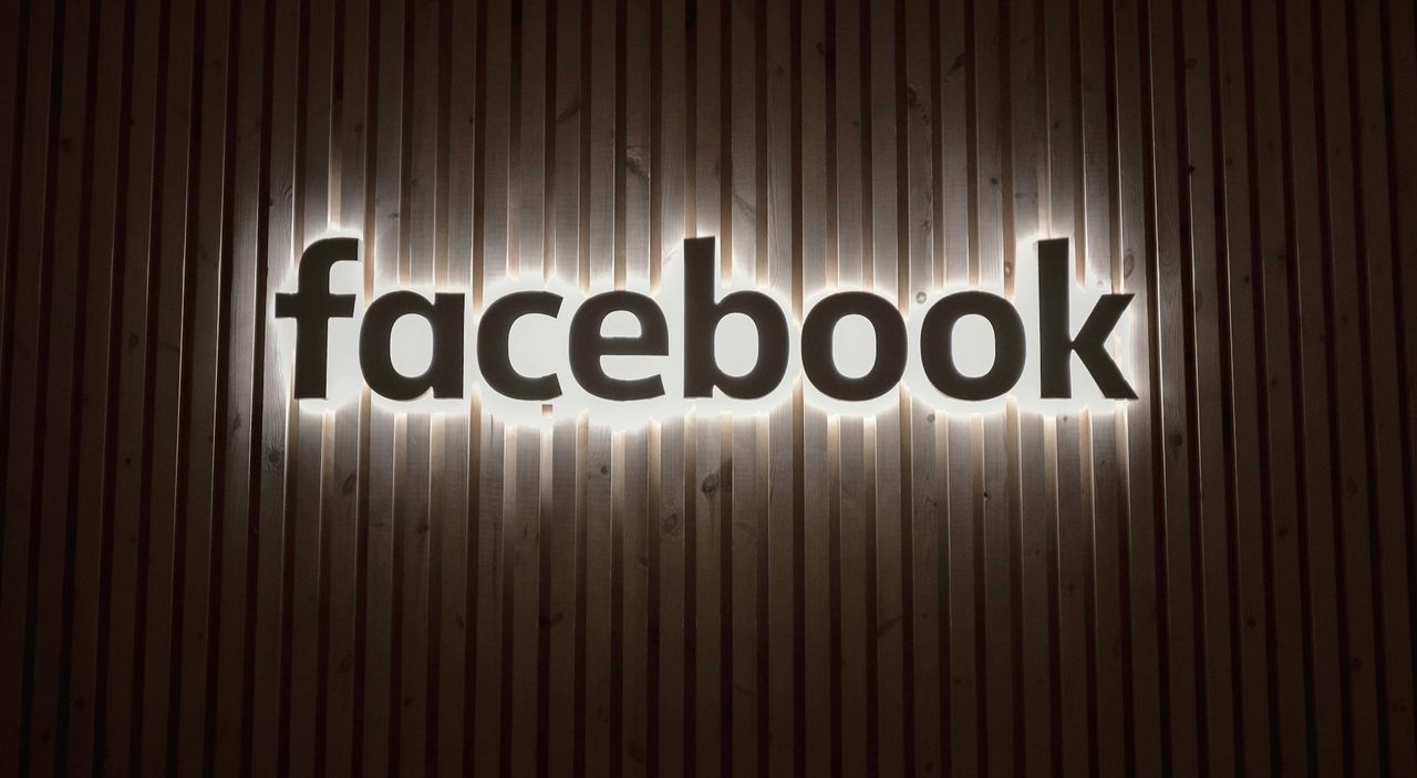 Meta får böta 2,8 miljarder kronor efter Facebook-läcka